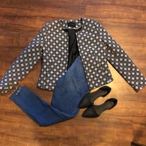 Patterned Blazer with pockets